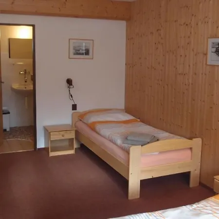 Kubat Gæstehus 3*